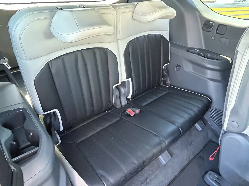 Used 2024 Snow White Pearl Kia GT-Line image 12