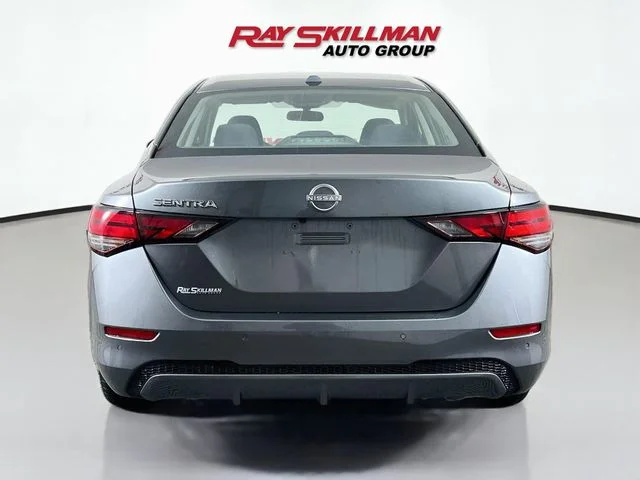 Used 2025 Gray Nissan SV image 6