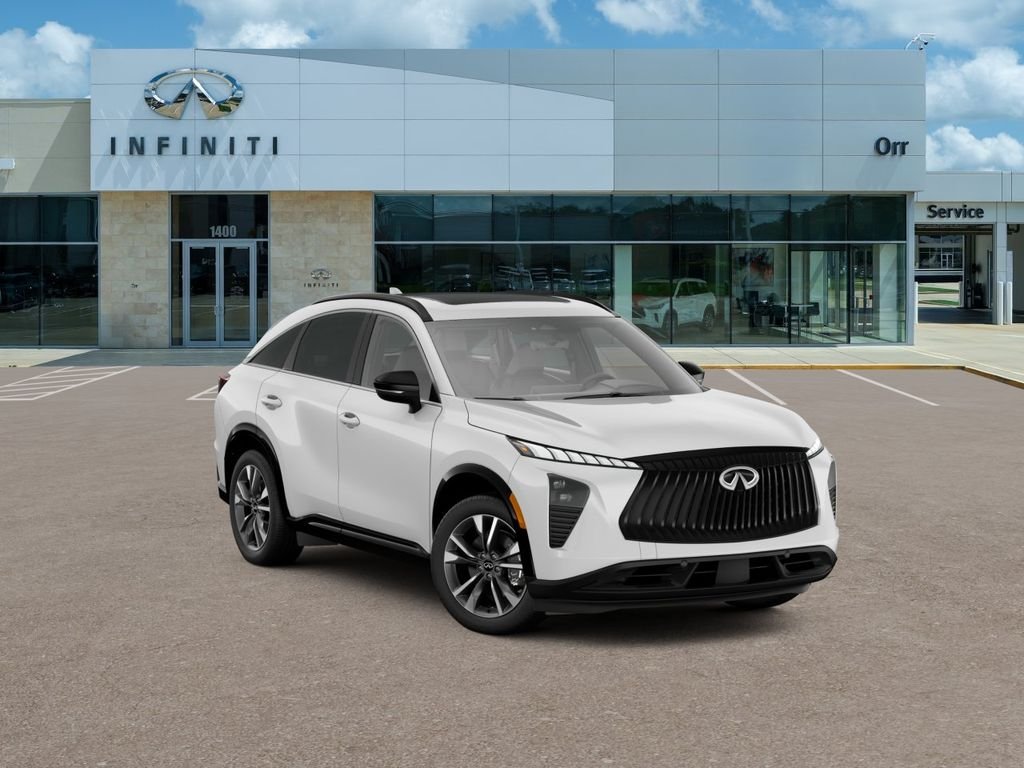 New 2027 RADIANT WHITE INFINITI Luxe AWD image 4