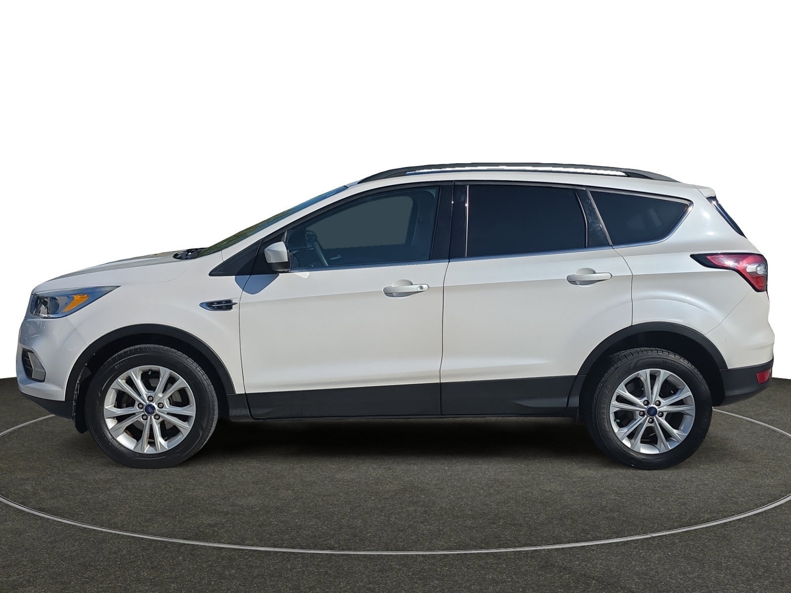 Used 2018 Ford Escape SE with VIN 1FMCU0GDXJUB95850 for sale in Clive, IA