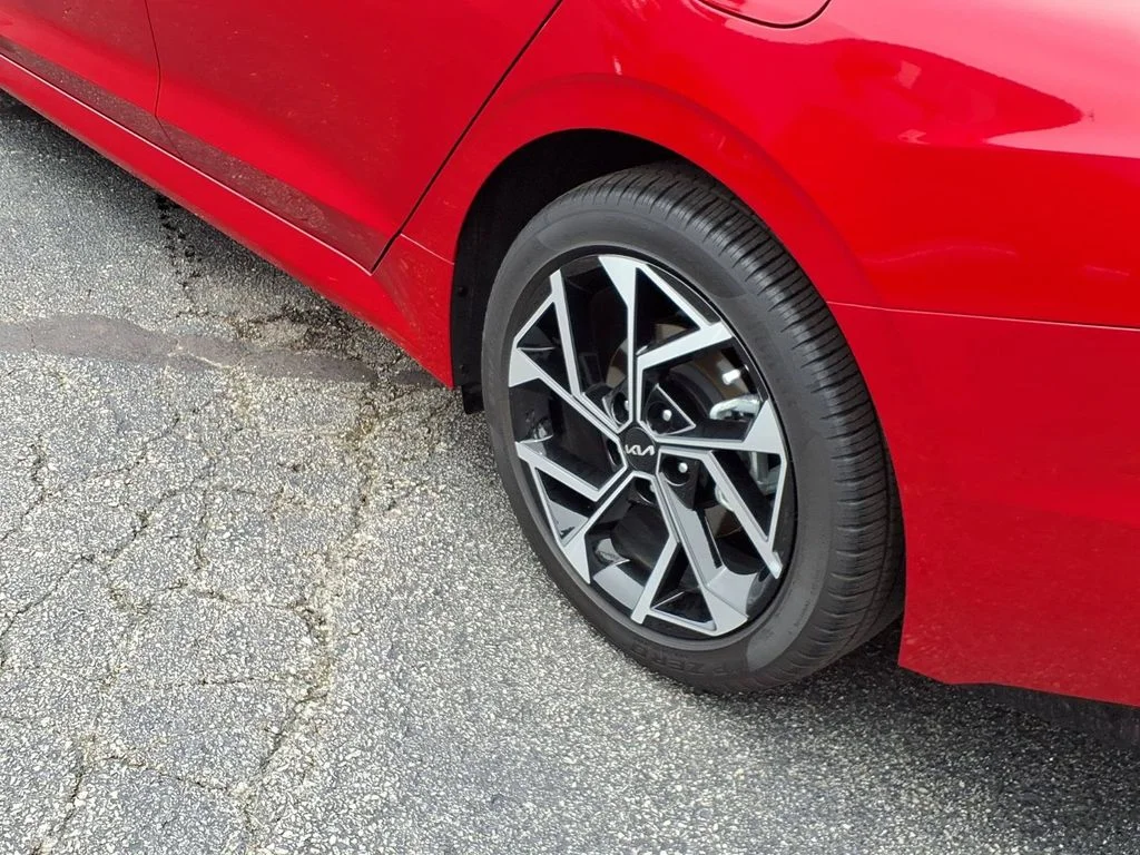 Used 2025 Runway Red Kia EX image 26