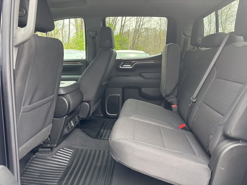 Used 2024 Gray Chevrolet LT image 13