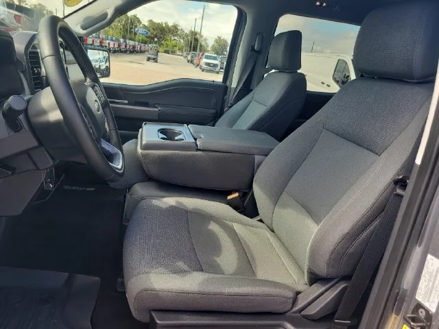Used 2025 Gray Ford XLT image 19