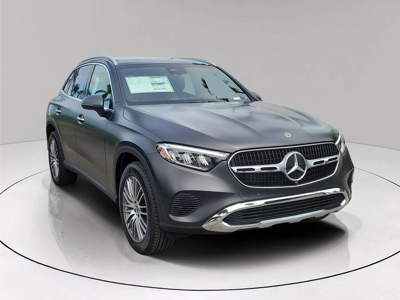 New 2027 MANUFAKTUR exclusive graphite grey magno Mercedes-Benz GLC 300 image 3