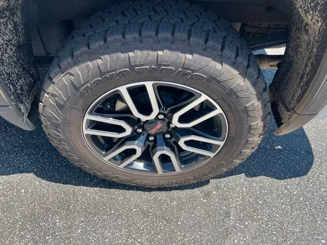 2023 GMC Sierra 1500 AT4 - Photo 17