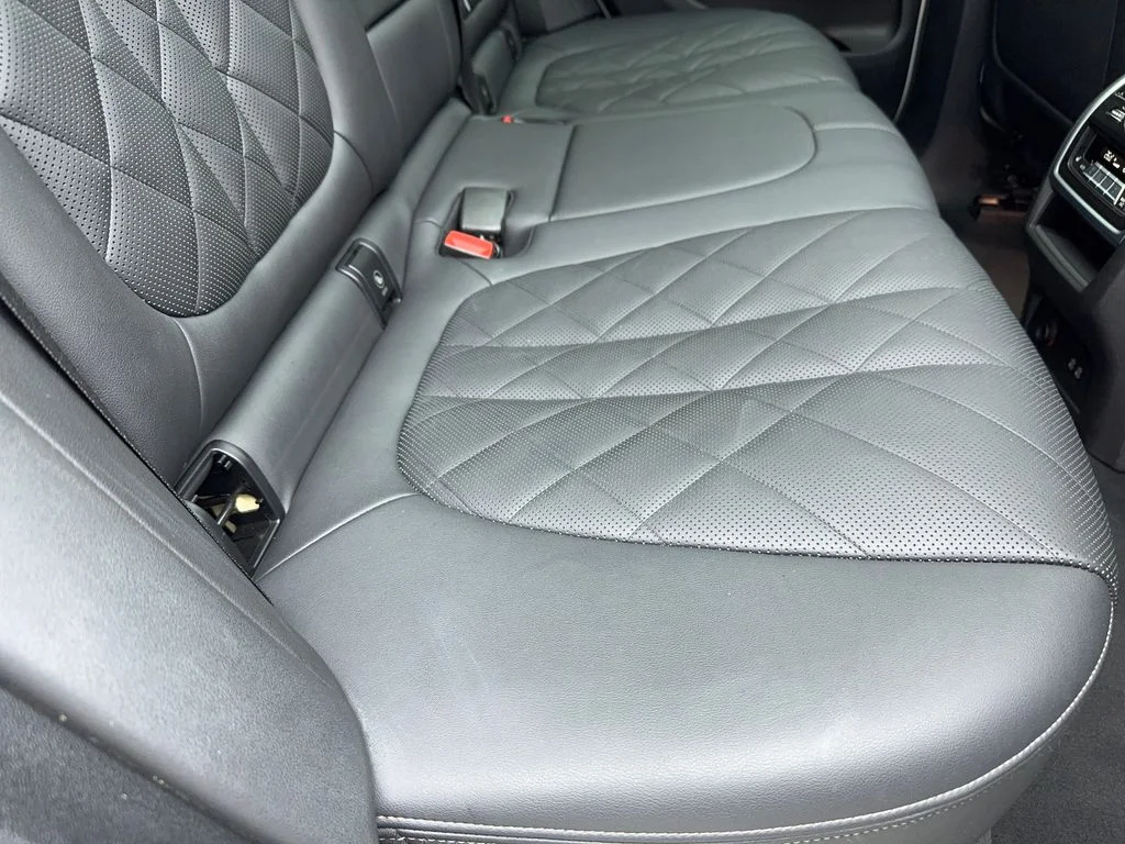 Used 2024 White BMW sDrive40i X LINE,NAV,CAM,PANO,CLMT STS,HEADS UP image 53