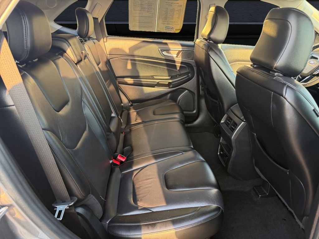 2022 Ford Edge Titanium - Photo 19