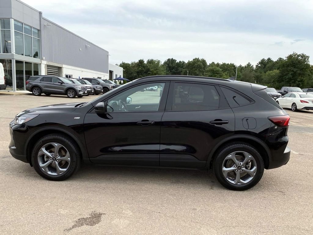 Used 2025 Black Ford ST-Line Select image 9