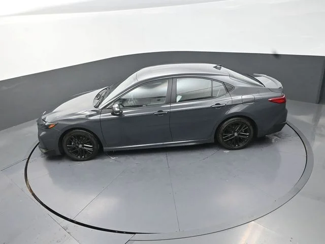 Used 2025  Toyota SE image 25