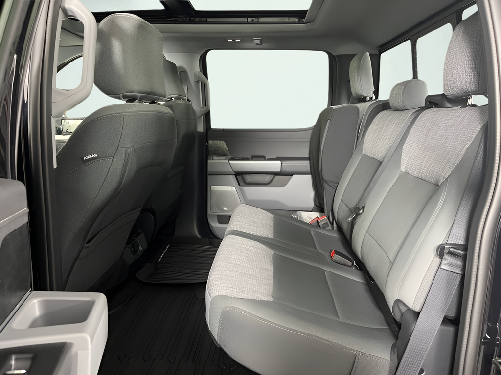 2026 Ford F-350 Super Duty XLT - Photo 10