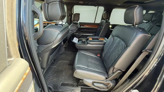 Used 2024 Blue Jeep Series III image 20