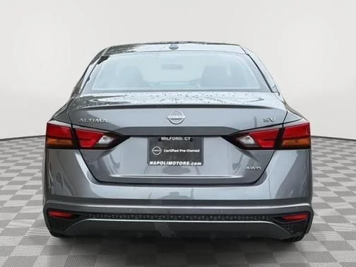 Certified Used 2024 Gray Nissan 2.5 SV image 4