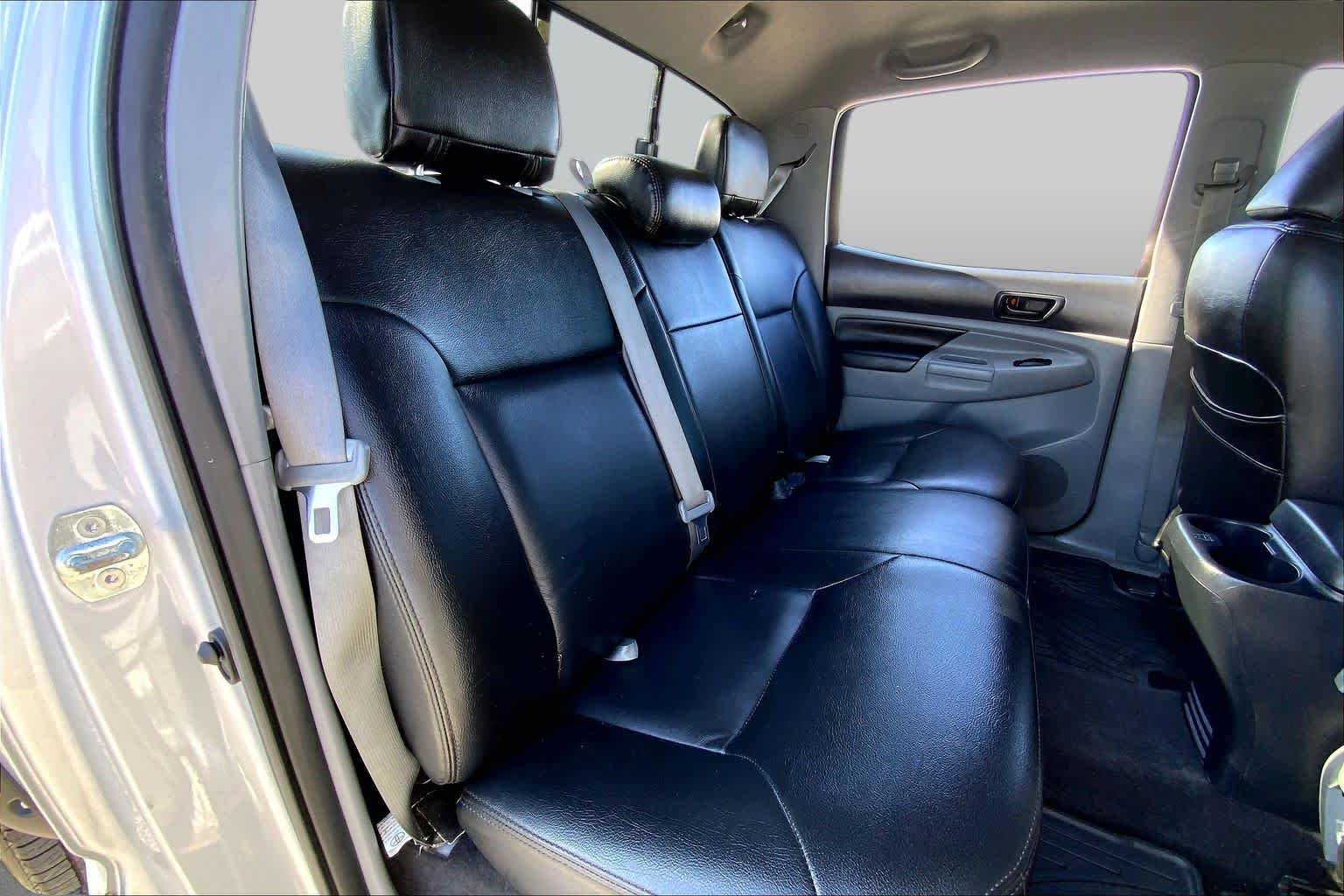 Used 2013 Silver Streak Metallic Toyota PreRunner image 18