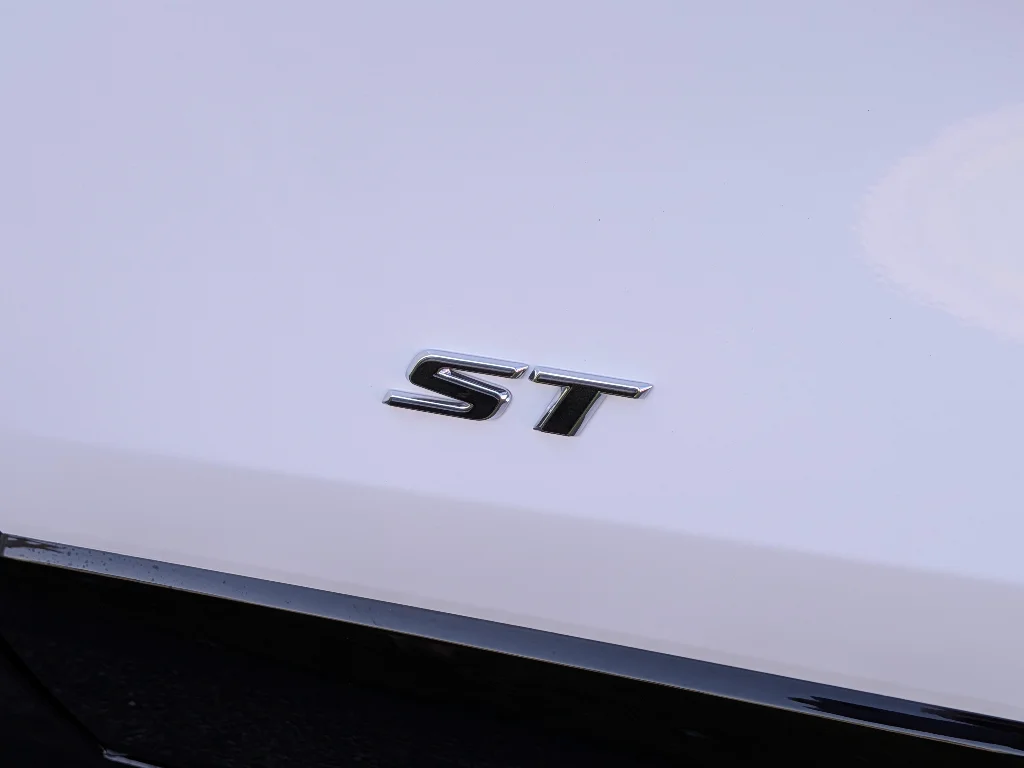 New 2026 Summit White Buick Sport Touring image 24