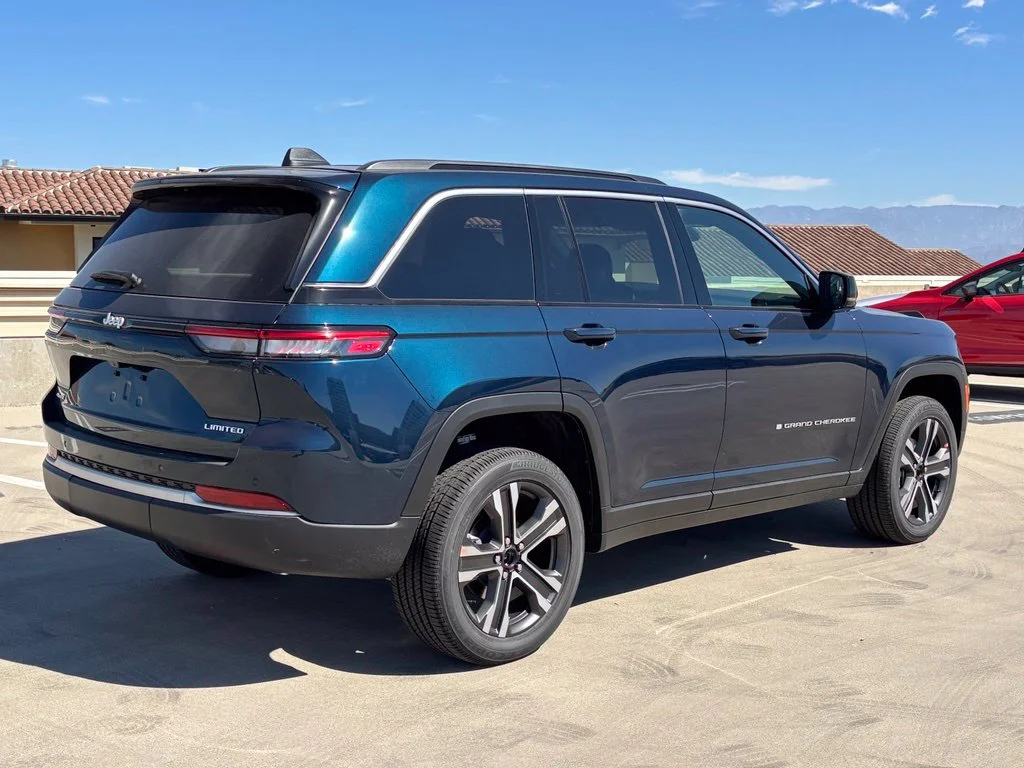 New 2027 Blue Jeep Limited image 3