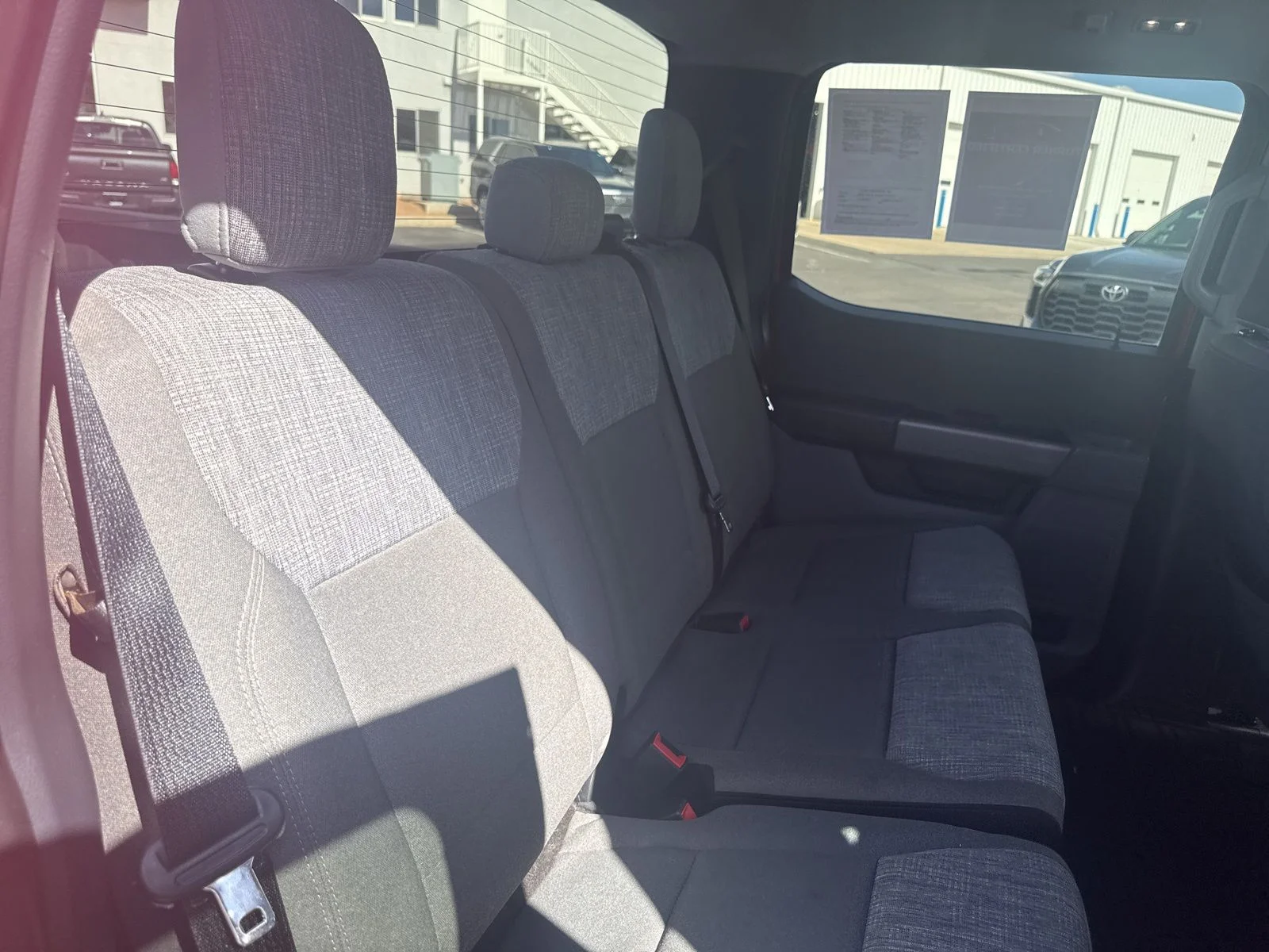 2022 Ford F-150 XLT - Photo 13