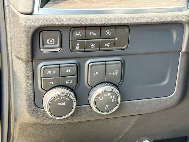 2026 Chevrolet Tahoe LS - Photo 11