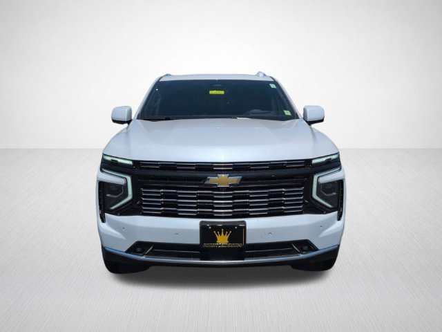 New 2026 Polar White Tricoat Chevrolet High Country image 5