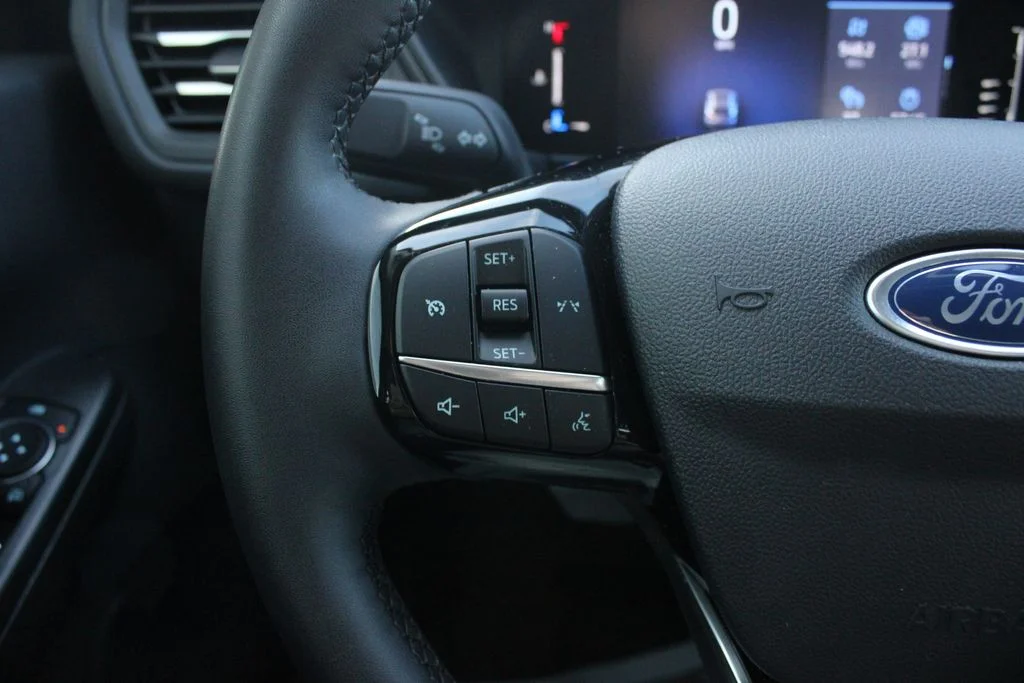 Used 2023 White Ford Active image 11