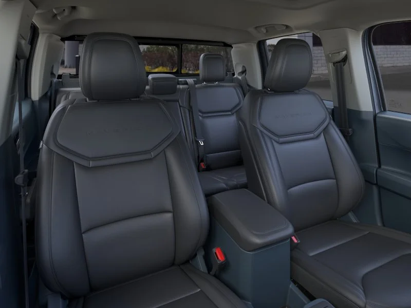 New 2025 Azure Gray Metallic Tri-Coat Ford Lariat® image 34