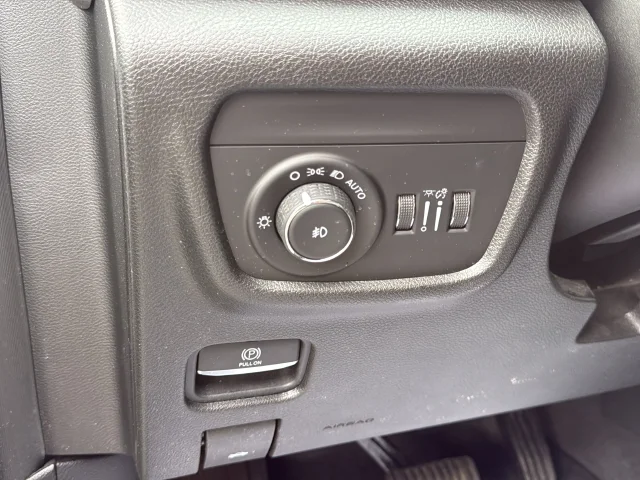 Used 2021 White Jeep Limited image 26