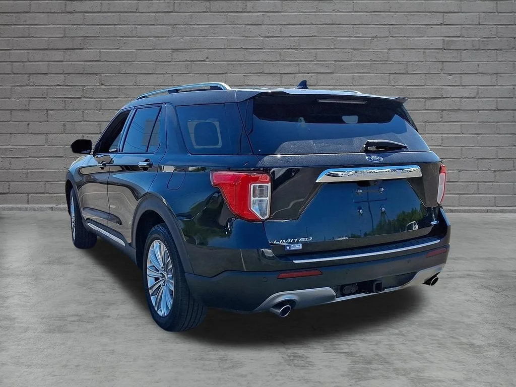Used 2020 Black Ford Limited image 38