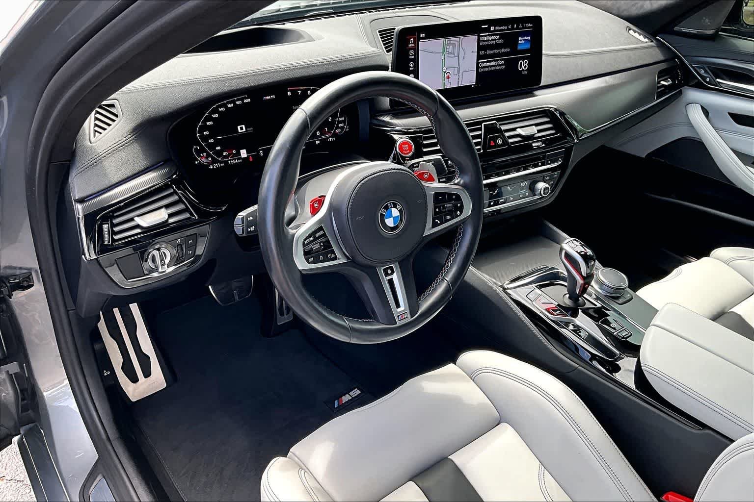 Used 2023 Skyscraper Grey Metallic BMW  image 18