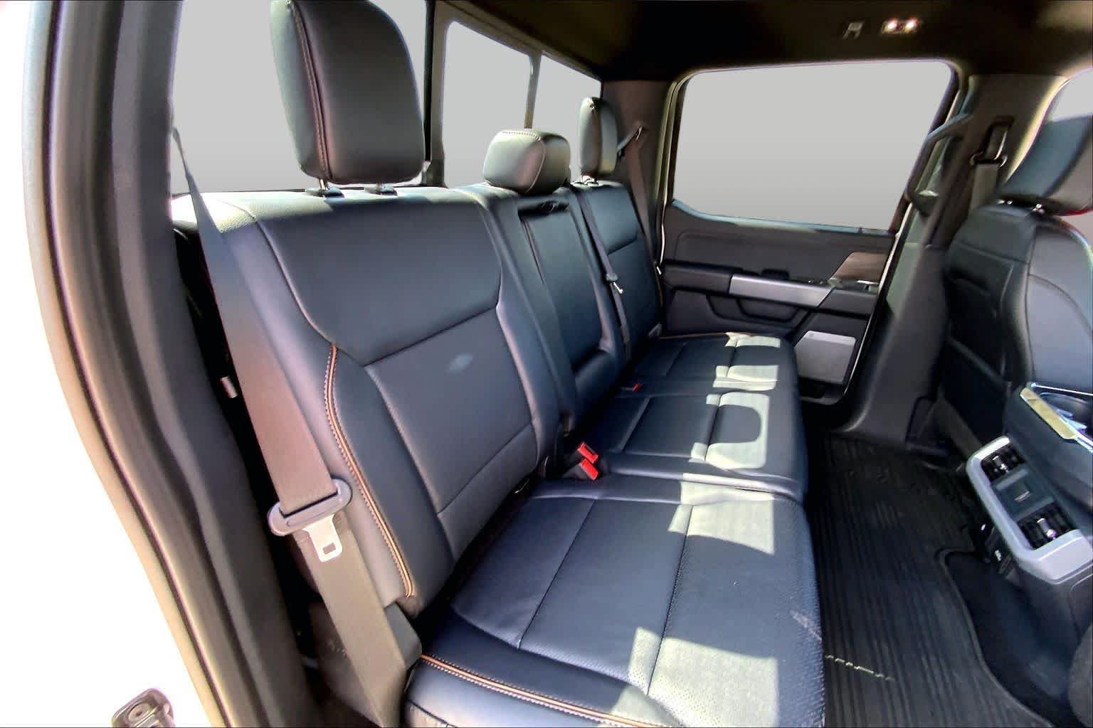 Used 2024 Star White Metallic Tri-Coat Ford LARIAT image 19
