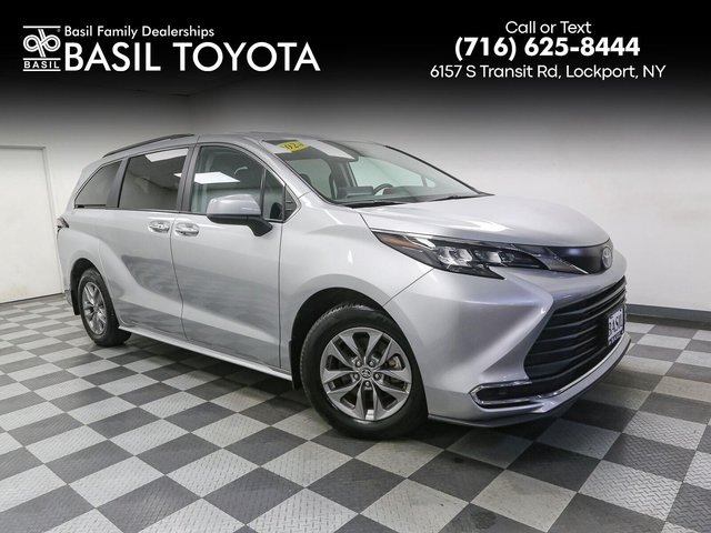 2024 Toyota Sienna XLE