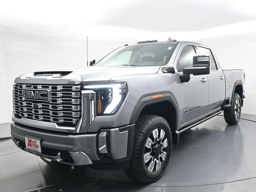 2026 GMC Sierra 4WD Crew Cab Standard Box Denali's photo