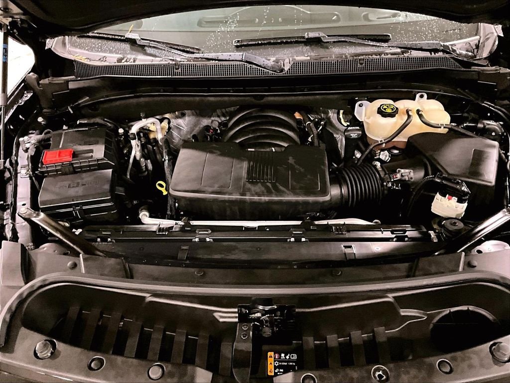 Used 2023 Gray Chevrolet LT image 31