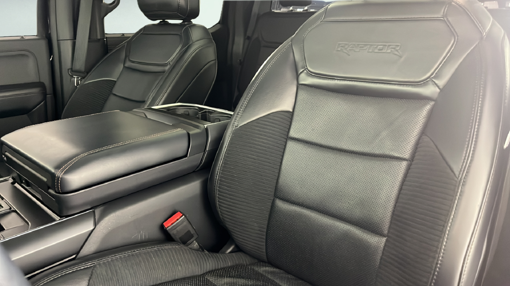 2021 Ford F-150 Raptor - Photo 35