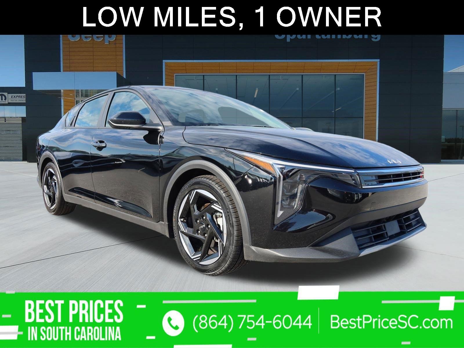 Used 2025 Aurora Black Pearl Kia EX image 1