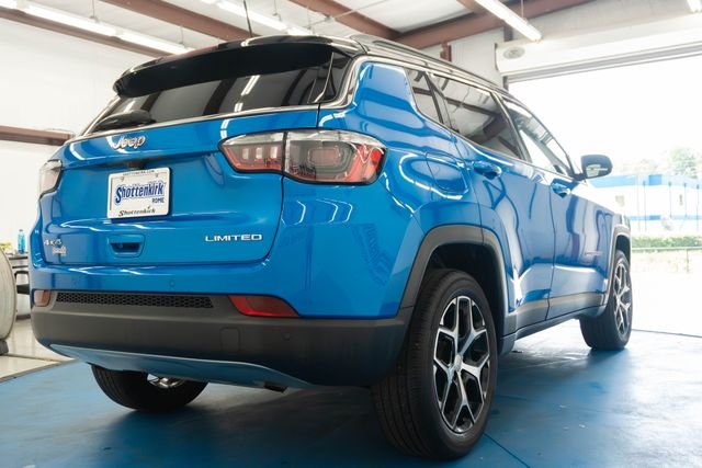 Used 2024 Blue Jeep Limited image 22