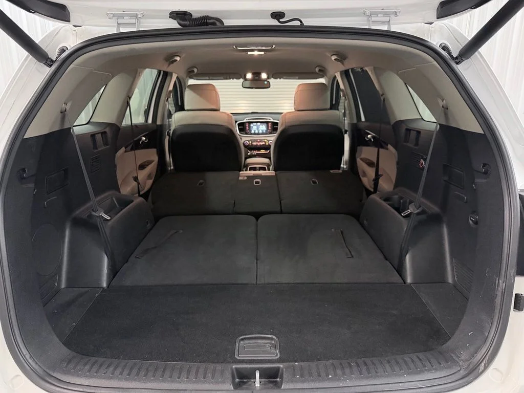 Used 2017 Snow White Pearl Kia EX image 37