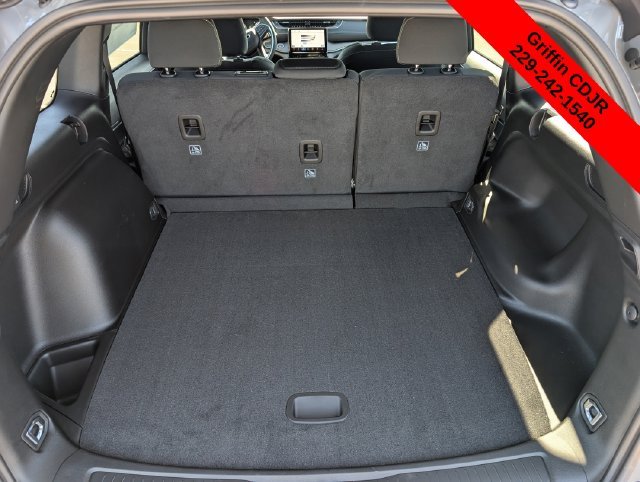New 2027 Sting-Gray Clear-Coat Paint Jeep Laredo image 14