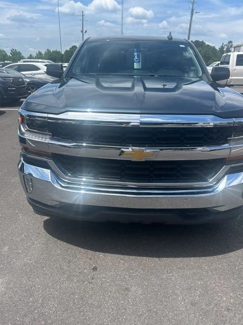 Used 2017 Graphite Metallic Chevrolet LT image 2