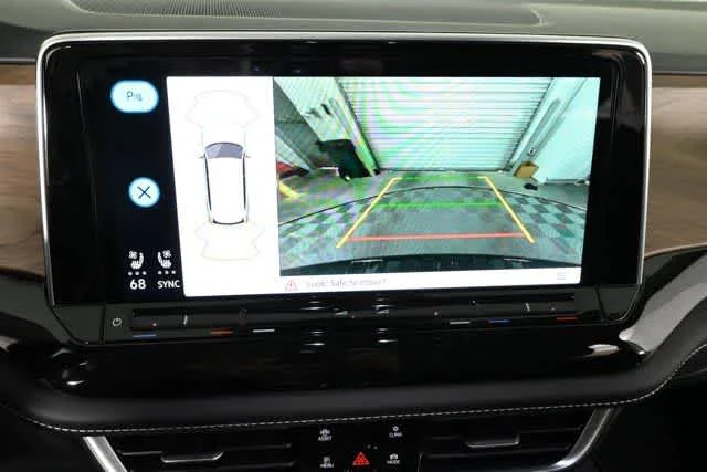 New 2026 Deep Black Pearl Volkswagen 2.0T SE w/Technology image 8