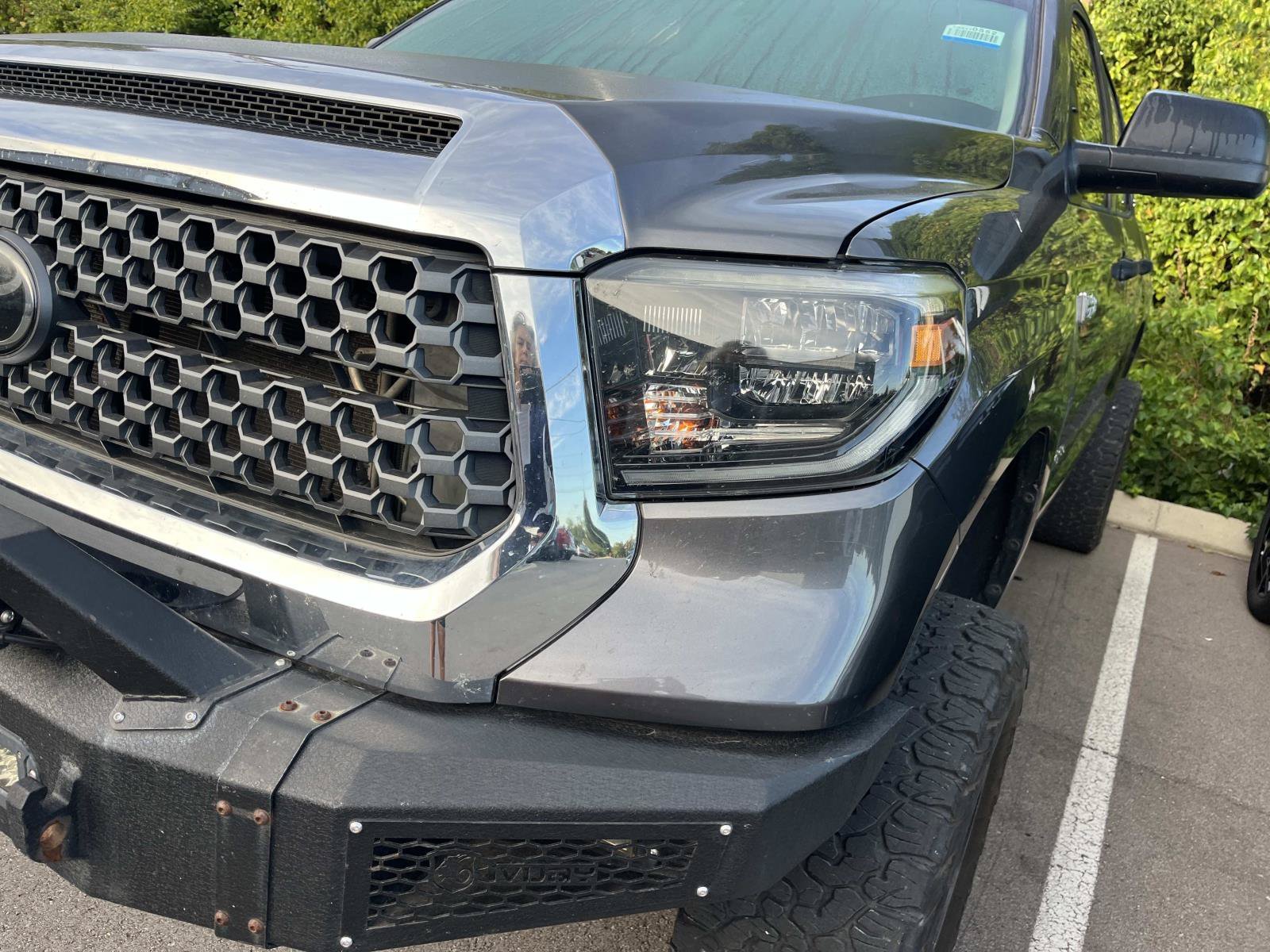 Used 2020 Magnetic Gray Metallic Toyota SR5 image 4