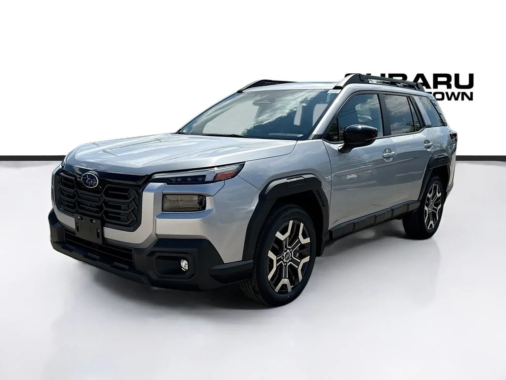 New 2026 ICE SILVER METALLIC Subaru Touring XT image 3