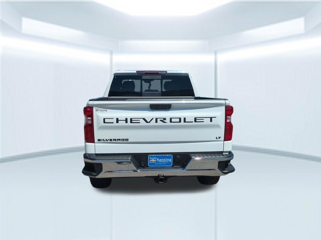Used 2026 Summit White Chevrolet LT image 6