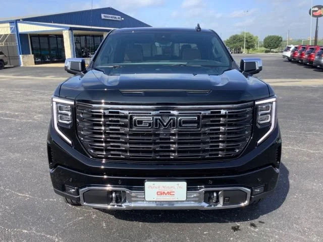 2026 GMC Sierra 1500 Denali Ultimate - Photo 2