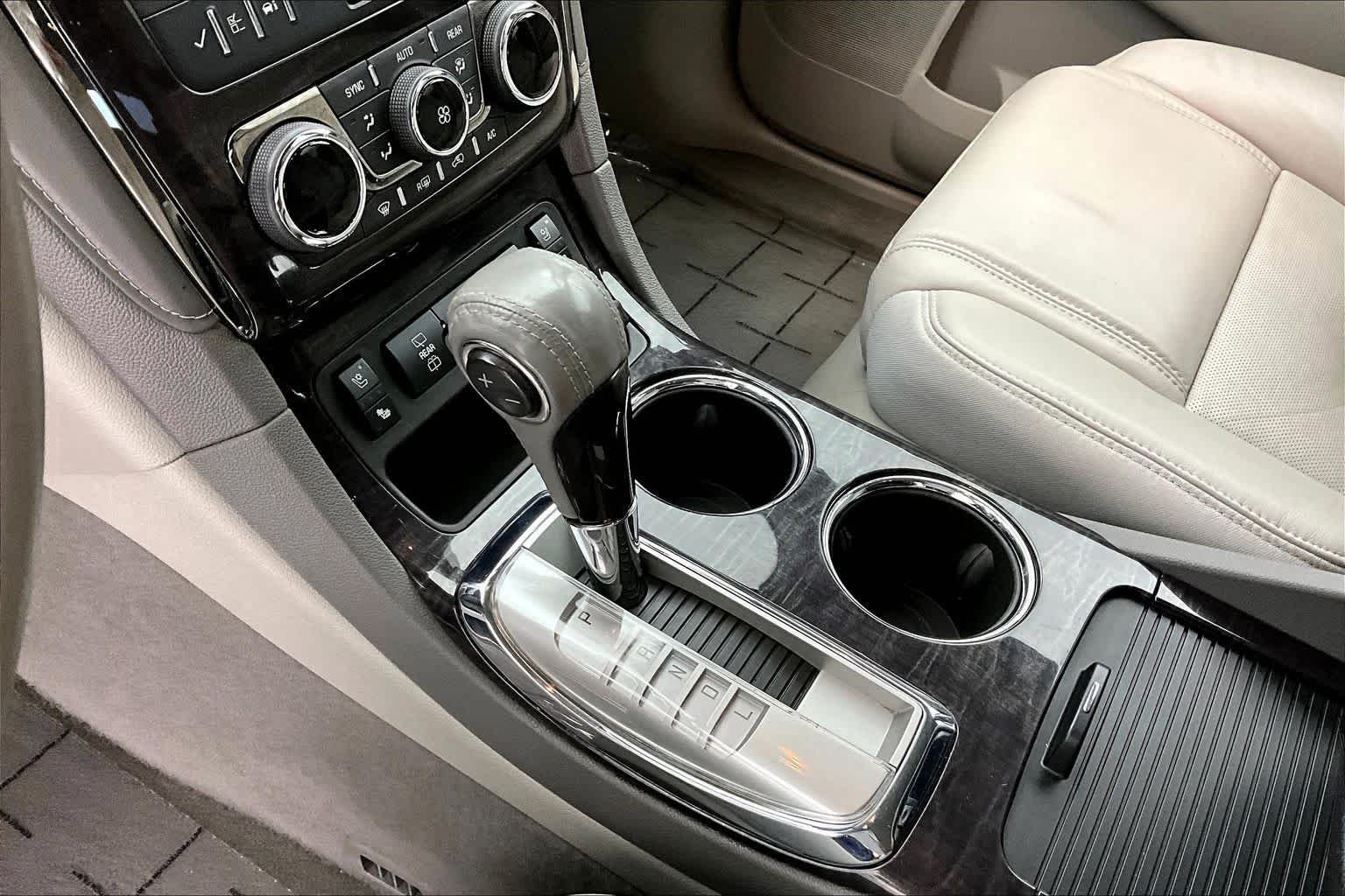 Used 2017 Ebony Twilight Metallic Buick Premium image 17