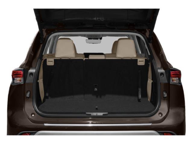 Used 2021 Silver Toyota Platinum image 11