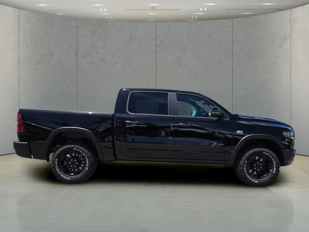 New 2026 Diamond Black Crystal Pearl-Coat Exterior Paint RAM Rebel image 3