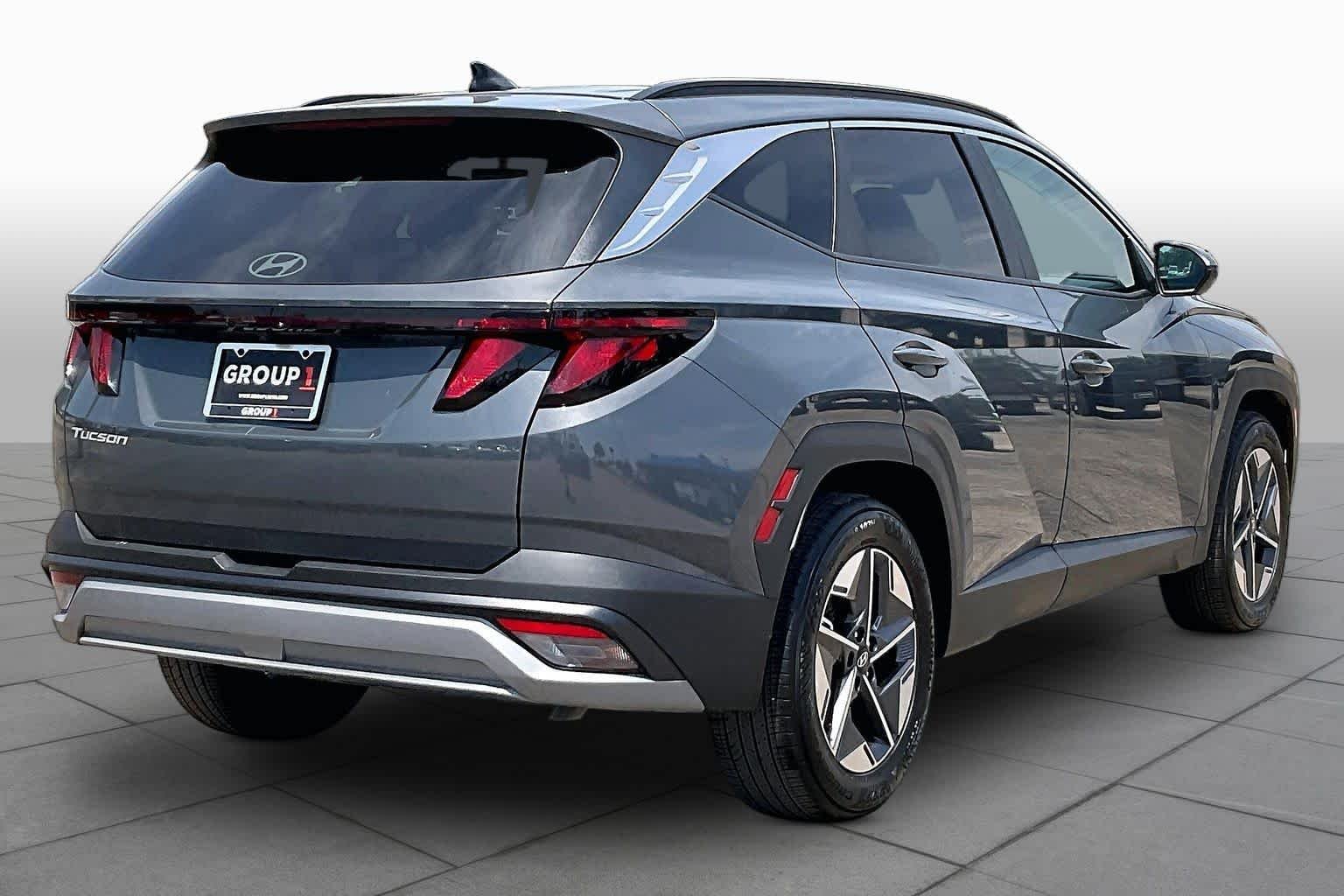Used 2026 Ecotronic Gray Hyundai SEL image 12