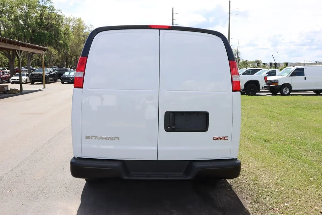 2025 GMC Savana Cargo Work Van - Photo 6