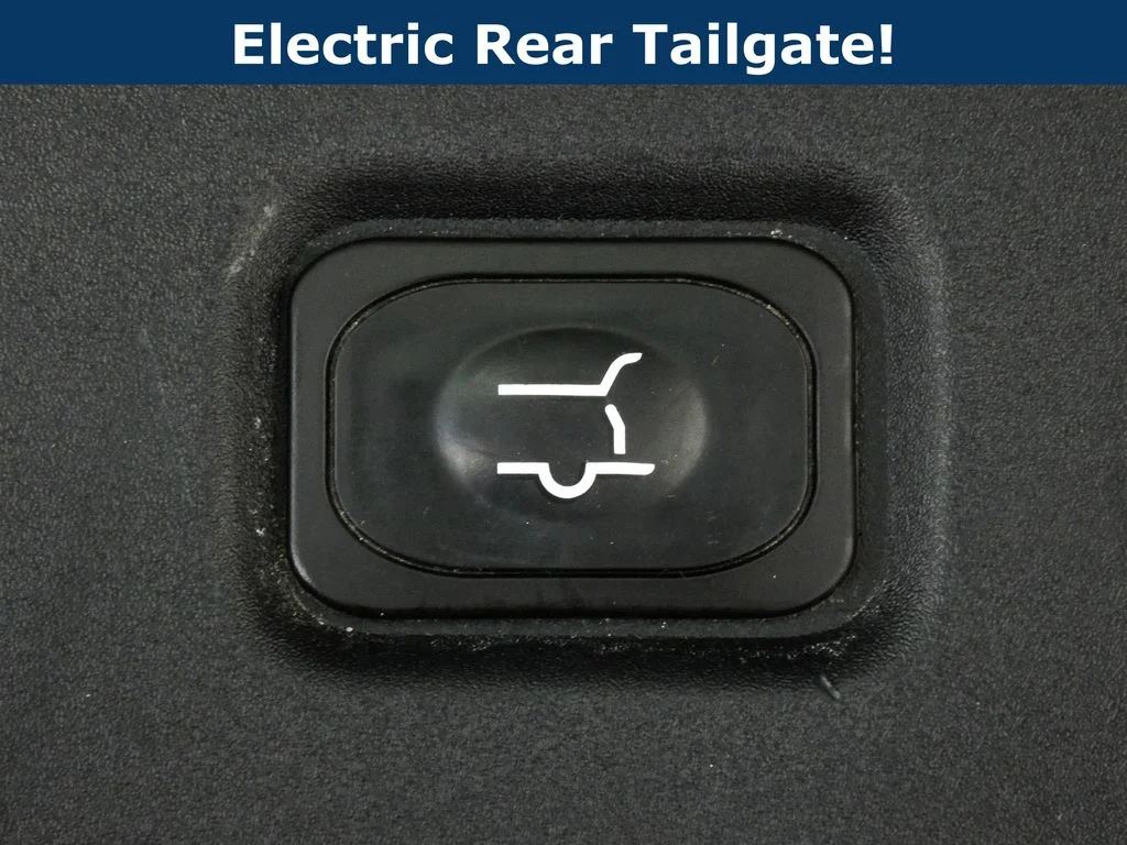 Used 2025 White Ford Platinum image 52