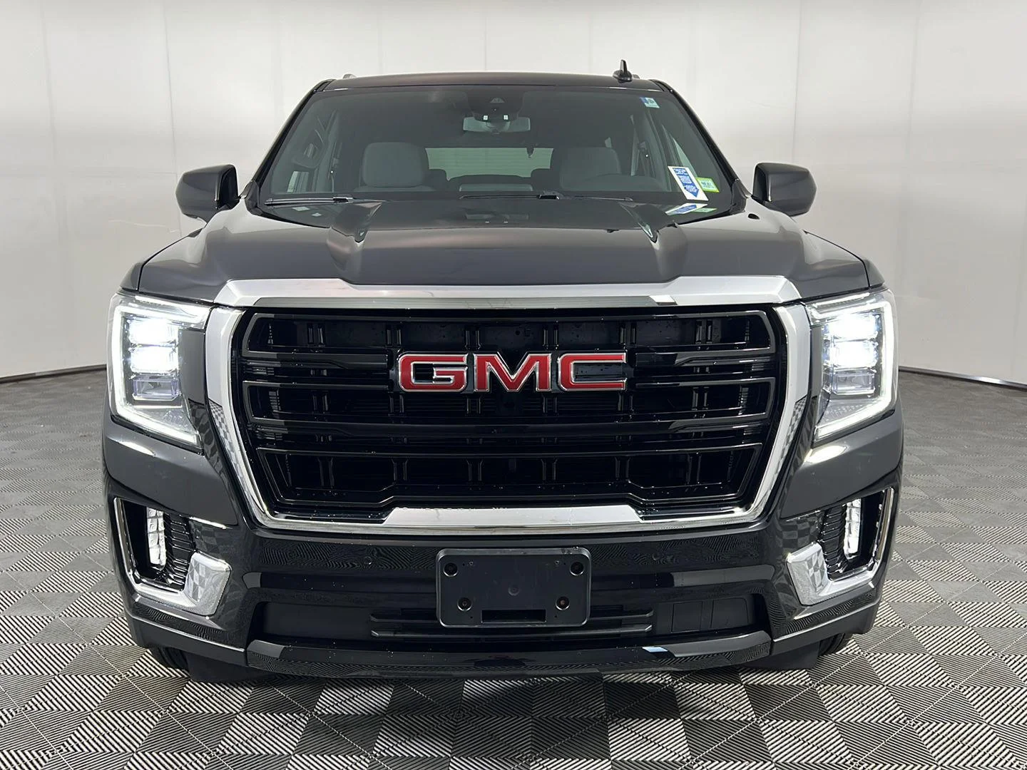 Used 2023 Onyx Black GMC SLE image 20