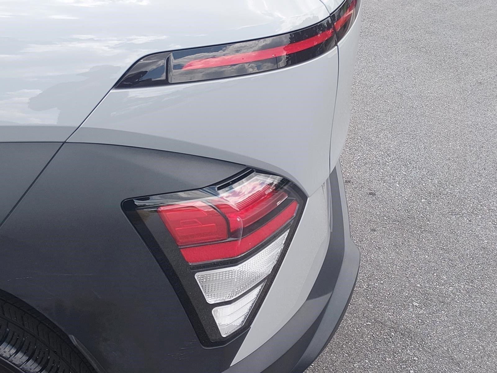 Used 2025 Cyber Gray Metallic Hyundai SEL image 13